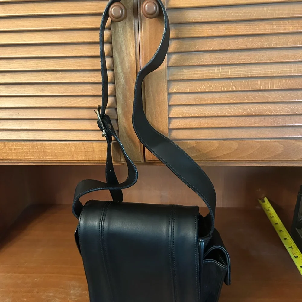 Elegant Black Women’s Bag
